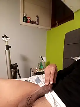 soli25418 online show from December 5, 5:20 pm