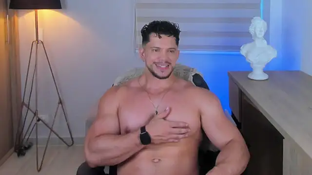 Erick Thompsonx online show from April 15, 10:21 pm