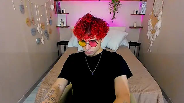 Blaiz Vok online show from December 1, 8:45 pm