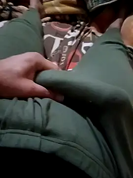 anis3g4 online show from November 14, 1:23 pm