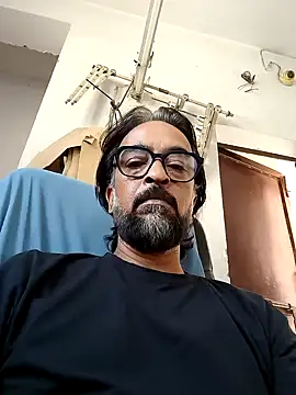 Snapshot of malhotra21 chatting on September 15, 11:00 am malhotra21 online show from September 15, 11:00 am