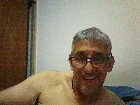 Snapshot of Claudio_Gallo_chupaConha chatting on October 4, 12:10 pm Claudio Gallo chupaConha online show from October 4, 12:10 pm