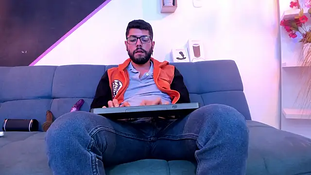 DanteWinter online show from September 27, 3:59 am