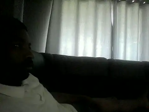 TopssyKreet online show from November 7, 1:58 pm