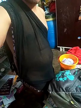 Snapshot of pihu_96 chatting on October 31, 4:03 am pihu 96 online show from October 31, 4:03 am