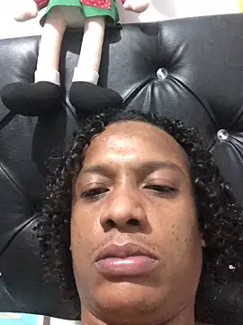 elpeluchenegroxxx3 online show from March 15, 3:36 am