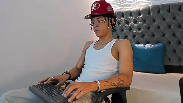 MARSHALL SPENCER online show from December 1, 1:14 pm