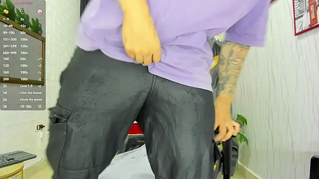 xKevyn online show from October 21, 12:30 pm