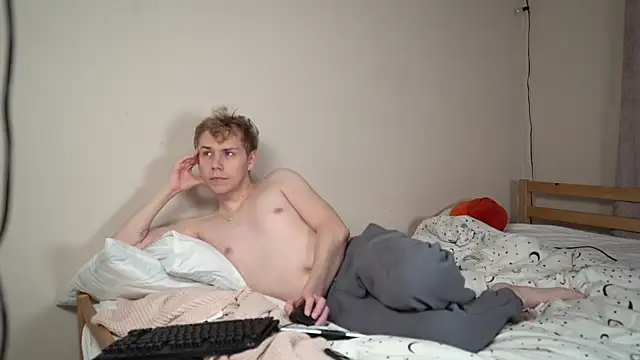 scottishtwink01 online show from November 16, 6:43 pm