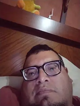 Santiagoqro85 online show from December 5, 1:46 am