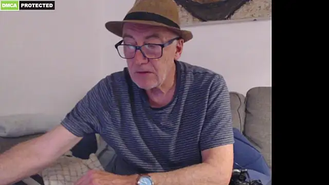 bluedae1 online show from March 15, 5:19 pm