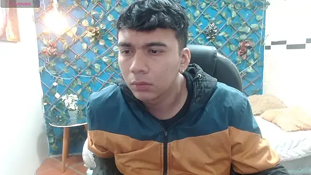 titanxero online show from November 21, 1:21 pm