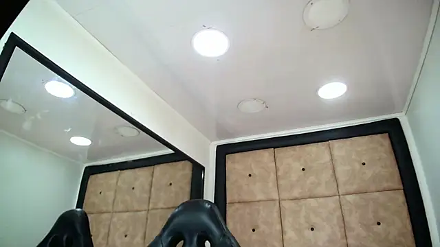 Snapshot of BrindyMichell chatting on October 20, 6:56 pm BrindyMichell online show from October 20, 6:56 pm