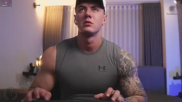 Thomas Falcon online show from October 24, 1:51 am