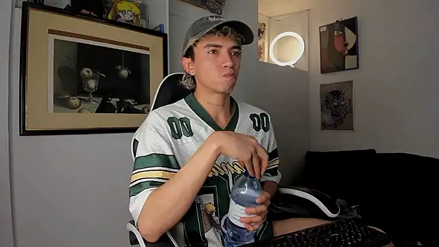 guynextdo0r online show from January 15, 11:29 pm