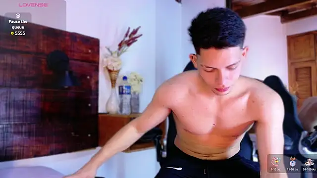 JhosuaVega online show from March 17, 2:04 am