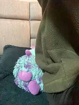 NaytonFreeman online show from January 15, 12:20 pm