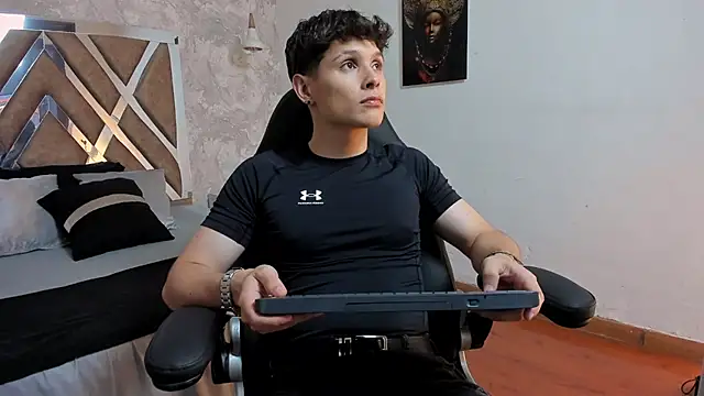 kraven lust online show from February 17, 3:05 am