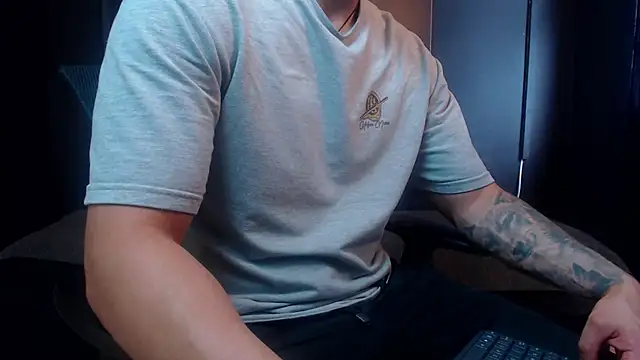 RichardMilleer online show from December 22, 3:31 pm