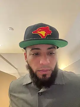 LeoPR00 online show from November 10, 11:09 pm