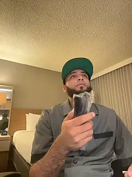 LeoPR00 online show from November 12, 11:20 pm