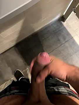 LeoPR00 online show from November 25, 2:35 am