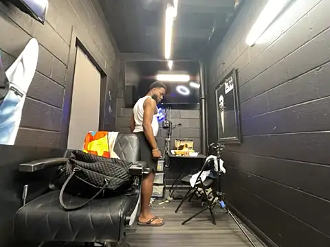 nymphoandthebeast69 online show from March 8, 8:40 am