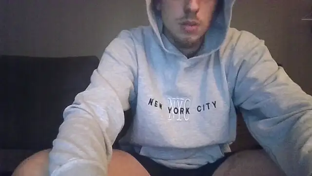 steef070 online show from February 14, 4:07 am