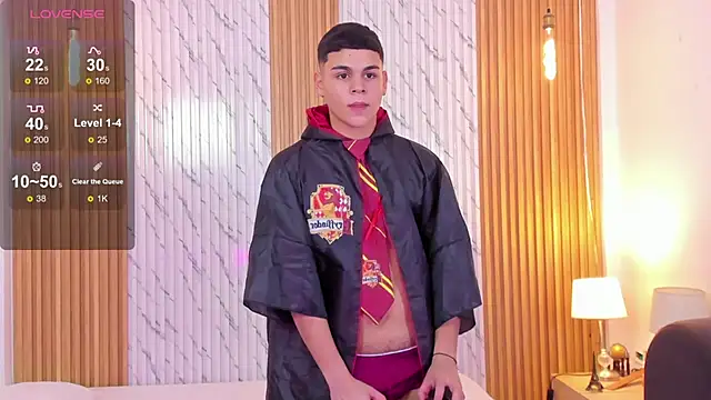 james jonnes online show from October 31, 8:23 pm