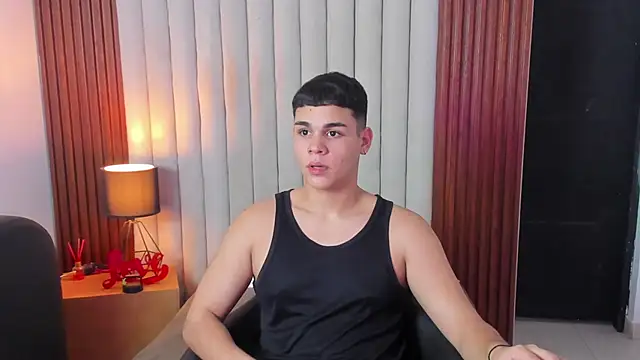 james jonnes online show from October 24, 8:54 pm