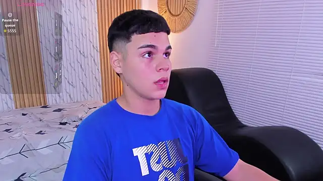 james jonnes online show from October 19, 8:34 pm