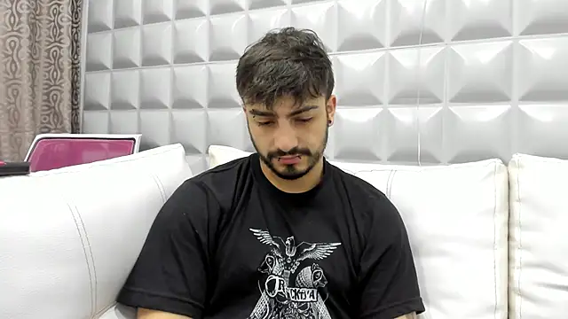 Jack Daniel   online show from November 4, 5:25 pm