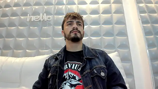 Jack Daniel   online show from November 7, 3:48 pm