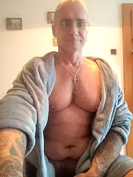 chcem1975 online show from October 1, 9:02 am