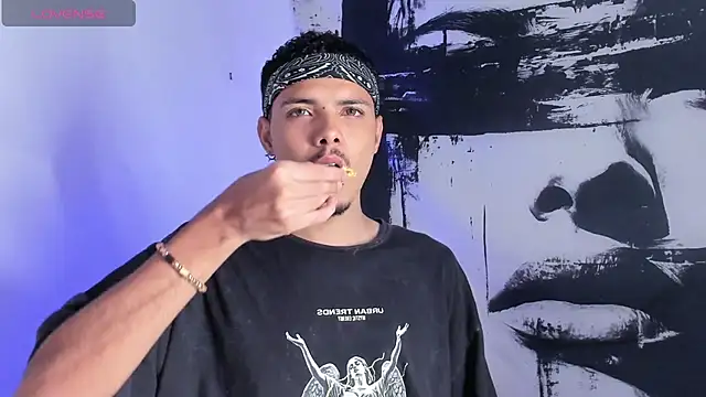 Avaggi online show from September 22, 10:09 pm