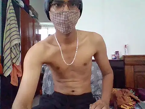 Snapshot of vikranthLong chatting on September 17, 5:08 am vikranthLong online show from September 17, 5:08 am
