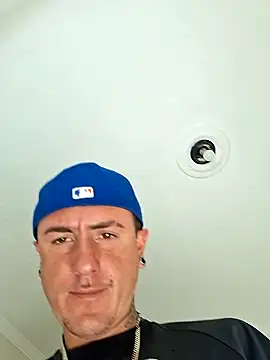 Bottz777 online show from December 4, 12:01 pm