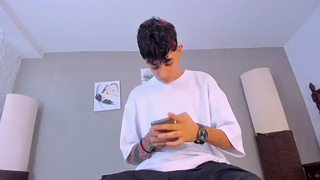 Snapshot of j_martony chatting on September 23, 12:26 pm j martony online show from September 23, 12:26 pm