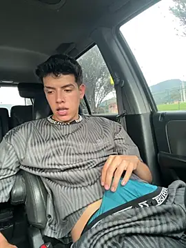 mattebret11 online show from September 24, 9:24 pm