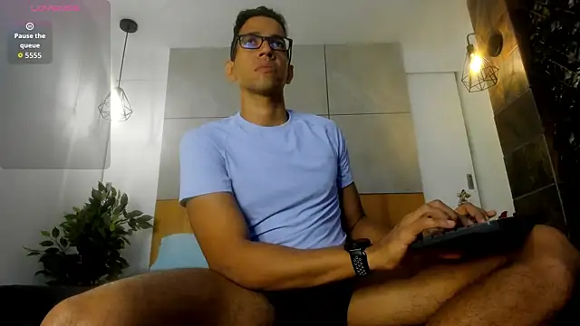 JacobDraven online show from November 14, 4:48 am