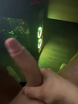 jstntz online show from April 10, 9:44 pm