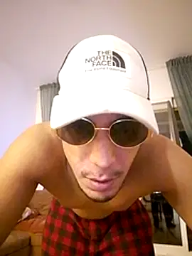 sagarin2025 online show from November 19, 9:58 pm