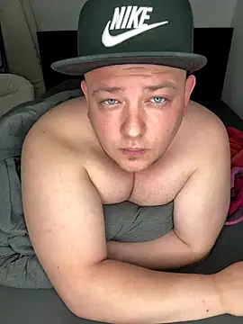 xXLustMolchXx online show from September 27, 7:06 am