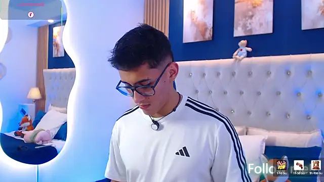 SalvadorFit online show from April 13, 8:31 pm