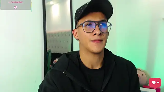 SalvadorFit online show from February 5, 8:38 pm