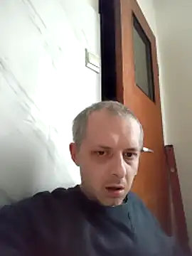 szajbusek41 online show from February 5, 2:57 pm