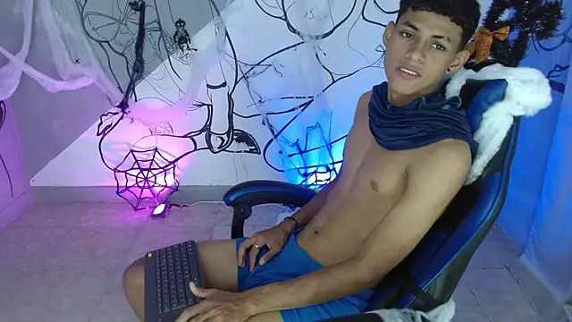 deivid bigcock1 online show from October 23, 12:25 am