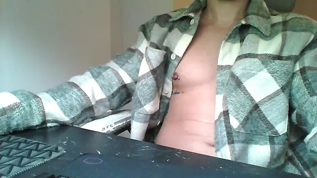 yourfantasy777 online show from November 24, 9:05 pm