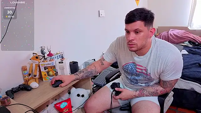 ryden 01 online show from November 19, 4:18 pm