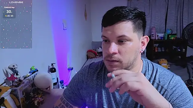 ryden 01 online show from March 5, 12:40 am